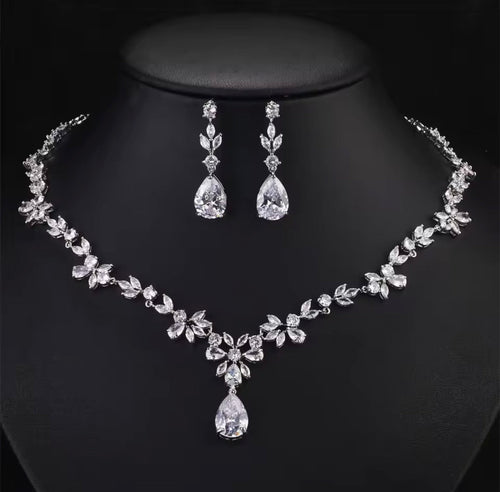 LC21134| Silver Zirconia Jewelry Set II